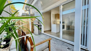 Pet friendly 3-bedroom townhouse in heart of Redcliffe - unit 1